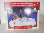 Lemax Schaatsbaan Animated Skating Pound no 1, Diversen, Kerst, Ophalen of Verzenden, Zo goed als nieuw