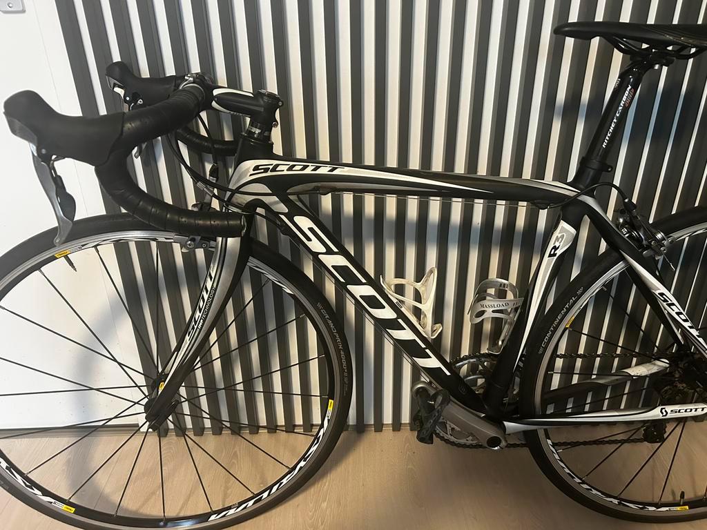 ≥ SCOTT Addict R3 Compact – Carbon Race fiets MAAT XS — Fietsen