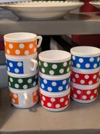 10 kopjes arcopal stippen, Huis en Inrichting, Keuken | Servies, Ophalen of Verzenden, Overige stijlen, Kop(pen) en/of Schotel(s)