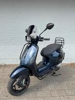 Vespa Sprint 2025 Dark marino blue, Fietsen en Brommers, Scooters | Vespa, Ophalen of Verzenden, Zo goed als nieuw, Benzine, Overige modellen
