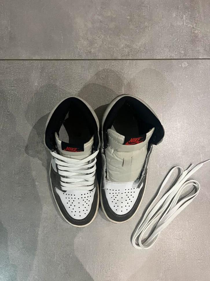 Nike Air Jordan 1 High, Kinderen en Baby's, Kinderkleding | Schoenen en Sokken, Zo goed als nieuw, Schoenen, Jongen of Meisje