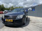 Opel Astra 1.4 Cosmo APK 06-02-2026!, Voorwielaandrijving, Gebruikt, 4 cilinders, Zwart