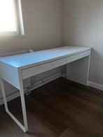 IKEA MICKE bureau wit – 142x50 cm, Huis en Inrichting, Bureaus, Ophalen, Zo goed als nieuw, Bureau