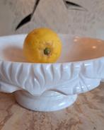 Antieke wit Alabaster schaal op voet brocante fruitschaal, Ophalen of Verzenden