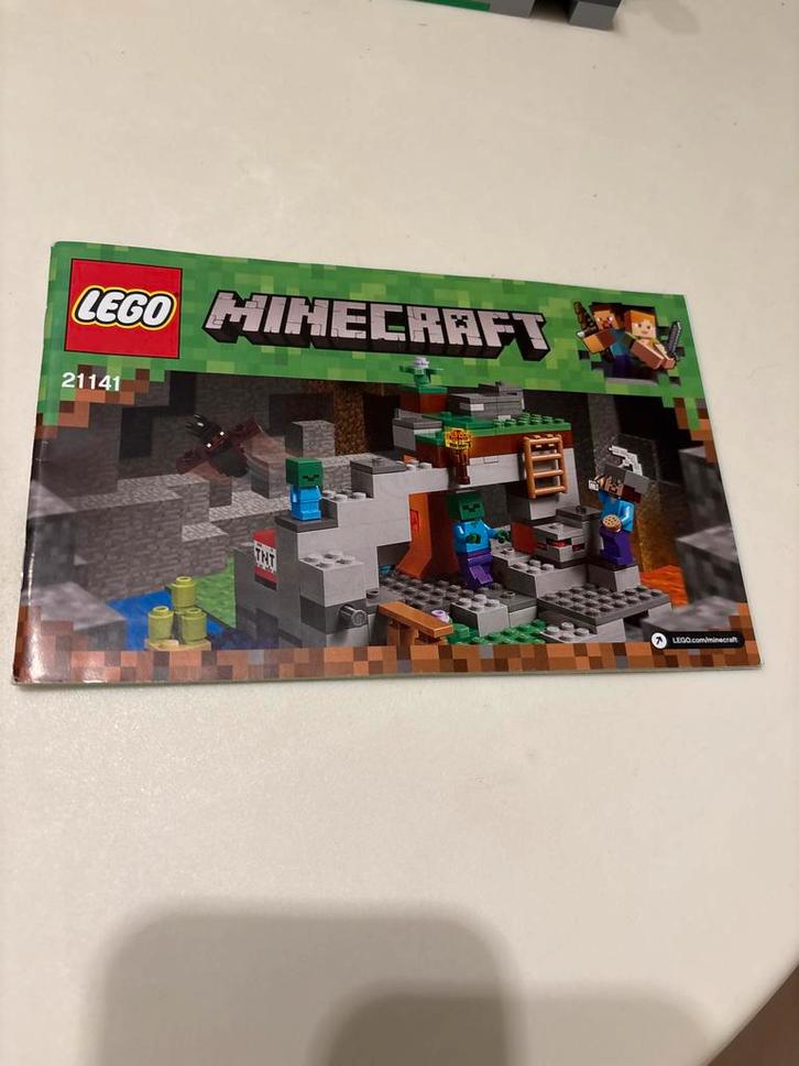 Lego Minecraft 21141 - De Grot, Kinderen en Baby's, Speelgoed | Duplo en Lego, Zo goed als nieuw, Lego, Complete set, Ophalen of Verzenden
