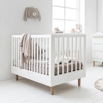 Doorgroei ledikant wit 140x70 voor baby's tot 4 jaar beschikbaar voor biedingen