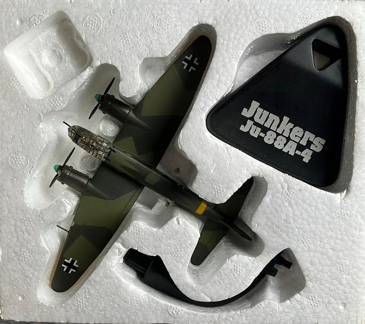 JUNKERS Ju-88A-4, Hobby en Vrije tijd, Modelbouw | Vliegtuigen en Helikopters, Zo goed als nieuw, Groter dan 1:72, Overige merken