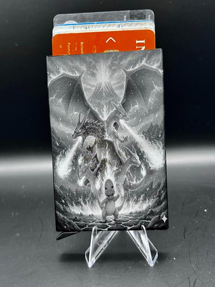 Metalen Kaarthouder - Pokémon Charizard Evolutie, Sieraden, Tassen en Uiterlijk, Tassen | Damestassen, Nieuw, Overige typen, Overige kleuren