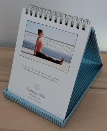 Boek Yoga 40 houdingen beschikbaar voor biedingen