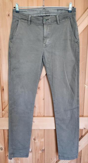 Levi's chino W31/L34 beschikbaar voor biedingen