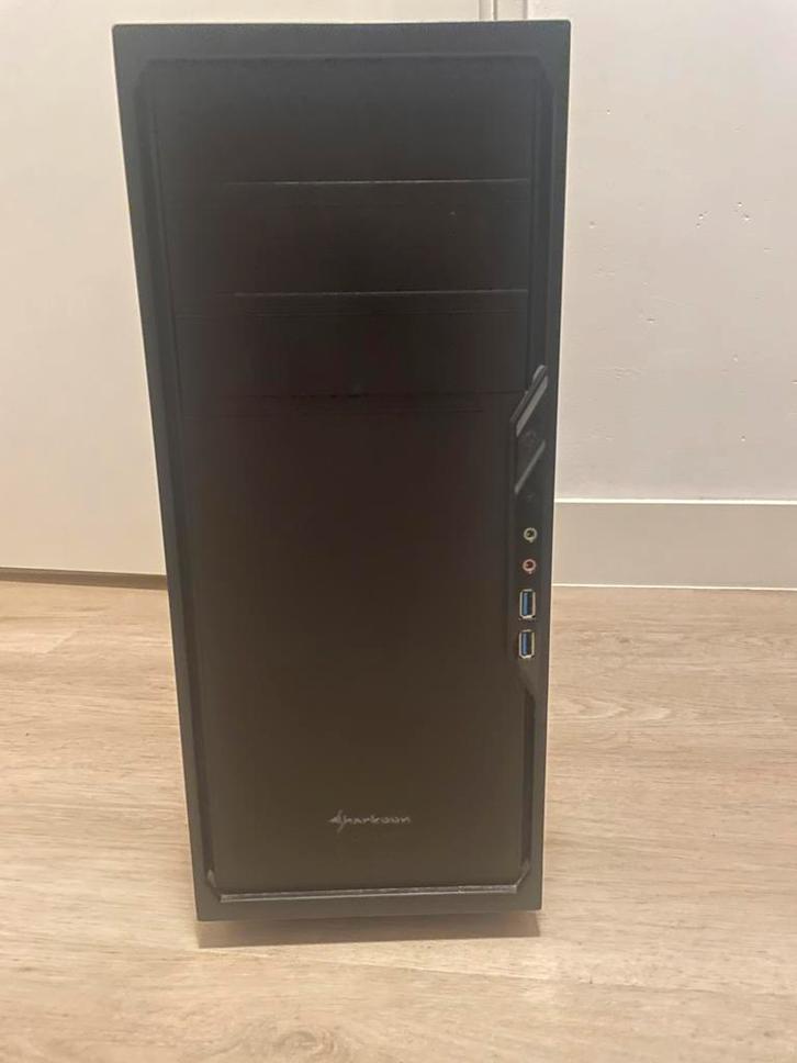 Gaming pc, Computers en Software, Desktop Pc's, Zo goed als nieuw, 3 tot 4 Ghz, SSD, 16 GB, Met videokaart, Gaming, Ophalen of Verzenden