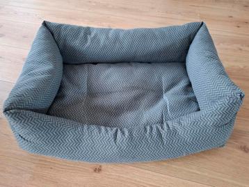 2 x hondenmand 66x50x20cm beschikbaar voor biedingen