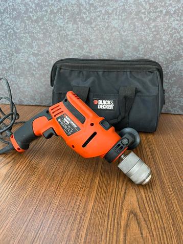 Black & Decker Boormachine CD71CRE - 710 W - 13 mm - met Tas beschikbaar voor biedingen