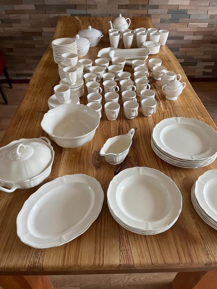 Wedgewood servies, Huis en Inrichting, Keuken | Servies, Zo goed als nieuw, Compleet servies, Wedgwood, Porselein, Ophalen