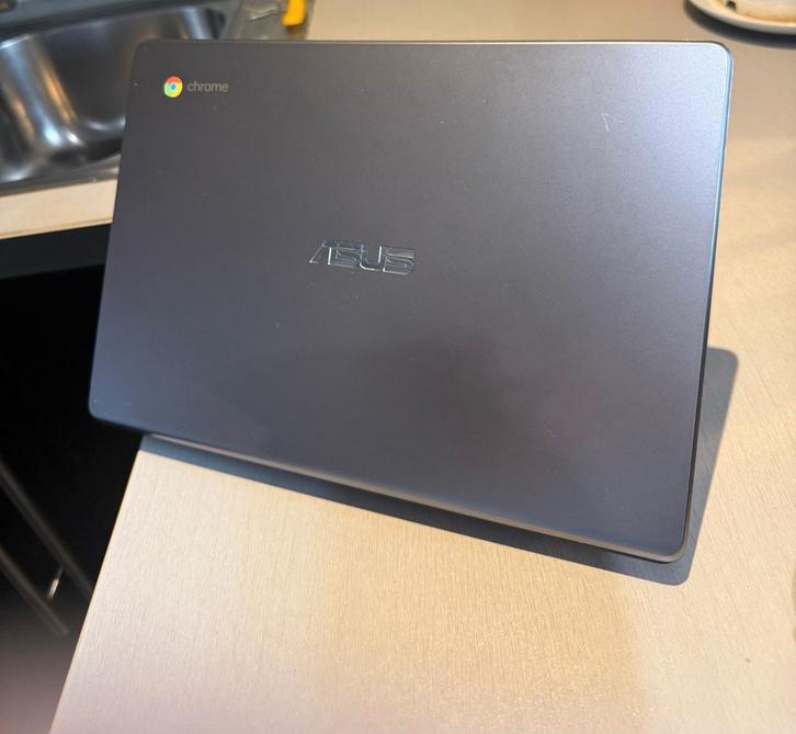 Asus Chromebook 7265D2W - Zo goed als nieuw!, Computers en Software, Chromebooks, Ophalen of Verzenden