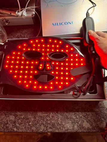 Led mask led masker o.a voor aanmaak collageen beschikbaar voor biedingen