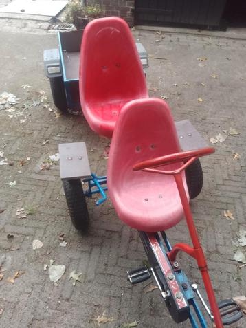 Stoere Mammoet duo skelter met bakwagen. Nieuwe banden. beschikbaar voor biedingen