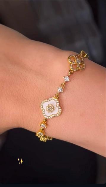 ZSM weg, Sinay goud/witte klaver armband met diamantjes beschikbaar voor biedingen