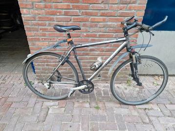 28" inch Trek fiets gravelbike / tourfiets
Opknapper  beschikbaar voor biedingen