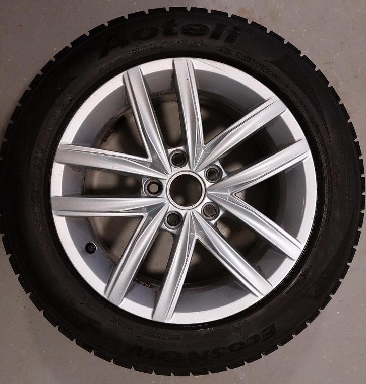 Winterbanden, Auto-onderdelen, Banden en Velgen, Banden en Velgen, Winterbanden, 16 inch, 205 mm, Personenwagen, Gebruikt, Ophalen