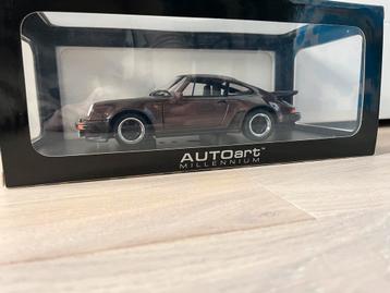 Porsche 911 (930) Turbo 1986 Brown #77973 Autoart 1:18 beschikbaar voor biedingen