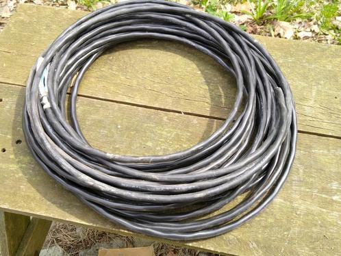 Afgeschermde Installatiekabel. 2x1,5mm2. 24m. Nieuw, Doe-het-zelf en Verbouw, Elektra en Kabels, Zo goed als nieuw, Kabel of Snoer