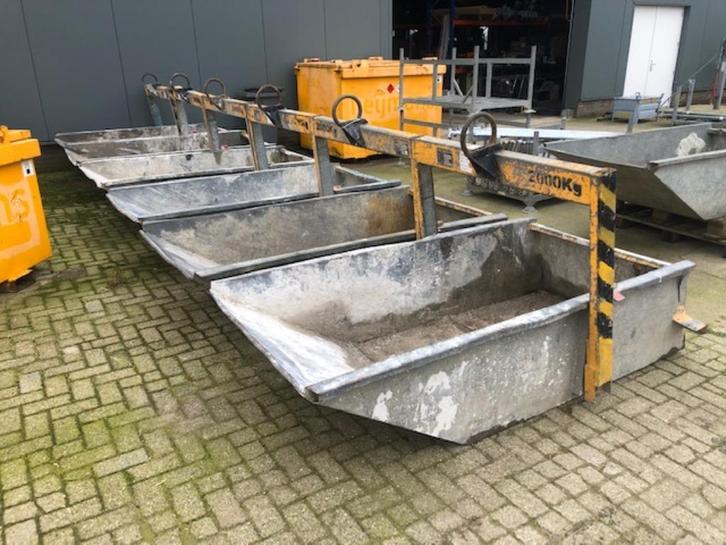 Kraancontainer / puinbak / puin container 1 m3, Doe-het-zelf en Verbouw, Ladders en Trappen, Gebruikt, Ladder, Minder dan 2 meter