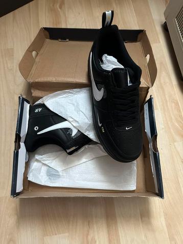 Nike Force 1 ** NIEUWE** beschikbaar voor biedingen