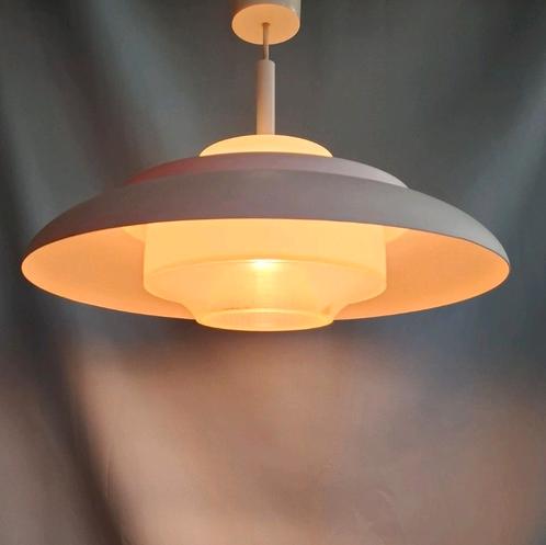 Vintage Deense Space Age UFO Hanglamp, Huis en Inrichting, Lampen | Hanglampen, Zo goed als nieuw, Minder dan 50 cm, Kunststof