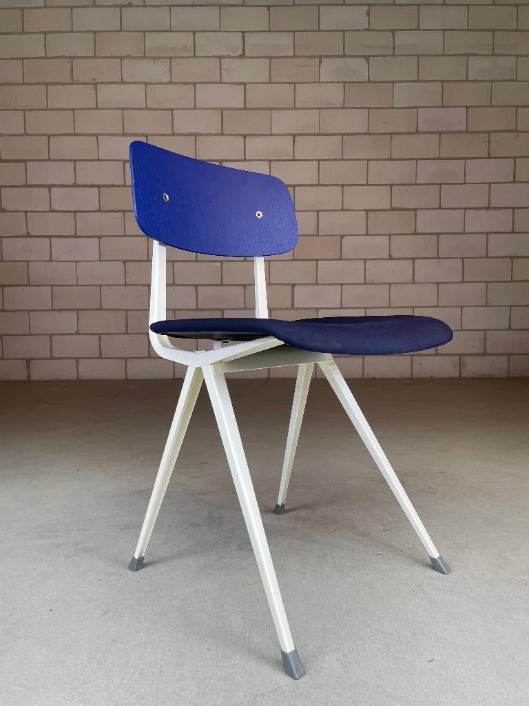 HAY Result chair by Friso Kramer & Wim Rietveld, Huis en Inrichting, Stoelen, Ophalen, Blauw, Vintage, Zo goed als nieuw