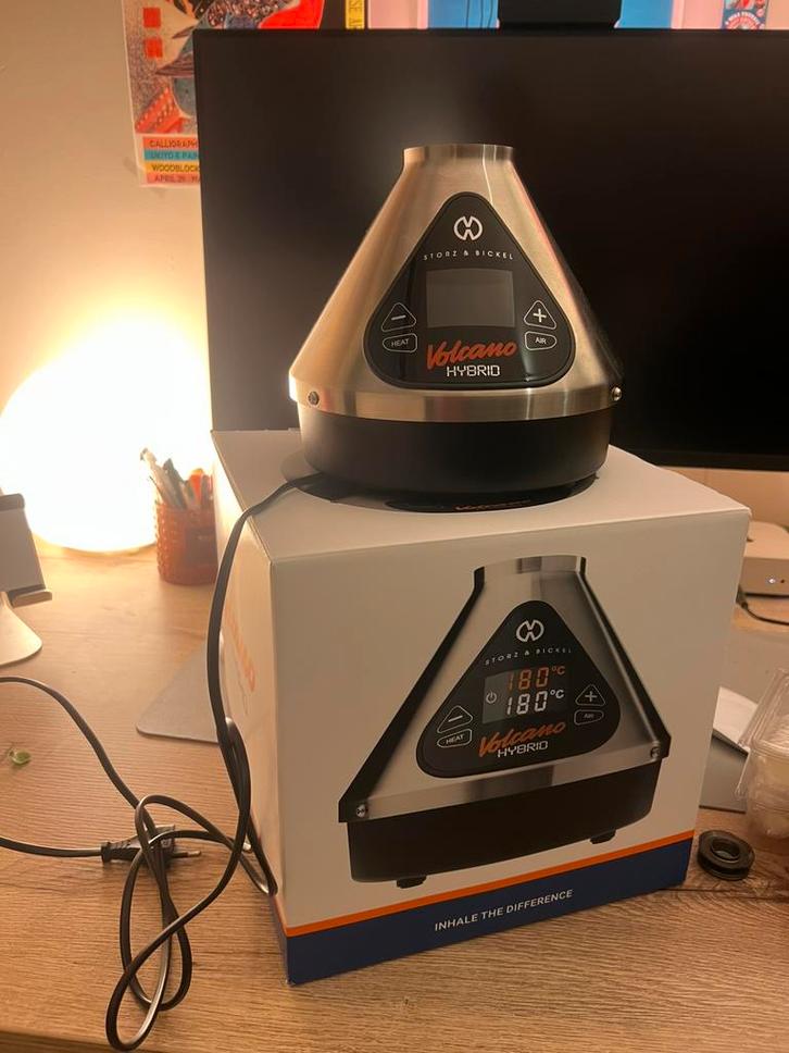 Storz & bickel volcano hybride vaporizer, Verzamelen, Rookartikelen, Aanstekers en Luciferdoosjes, Zo goed als nieuw, (Water)pijp