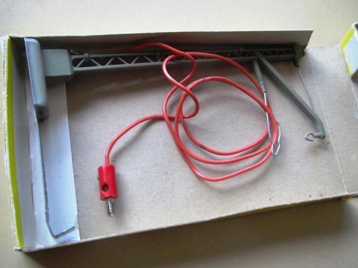 Märklin 7005 signaalmast aansluitmast M-rails OVP, Hobby en Vrije tijd, Modeltreinen | H0, Zo goed als nieuw, Overige typen, Wisselstroom