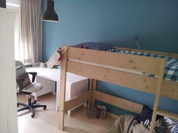 Steigerhouten half hoogslaper beschikbaar voor biedingen