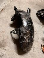 Carbon spatbord + spatbordbeugel 125/180, Ophalen of Verzenden, Zo goed als nieuw, Overige typen, Piaggio