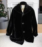 Imitatie Bont Jas (2 kanten te dragen) (Maat 42) € 120,-