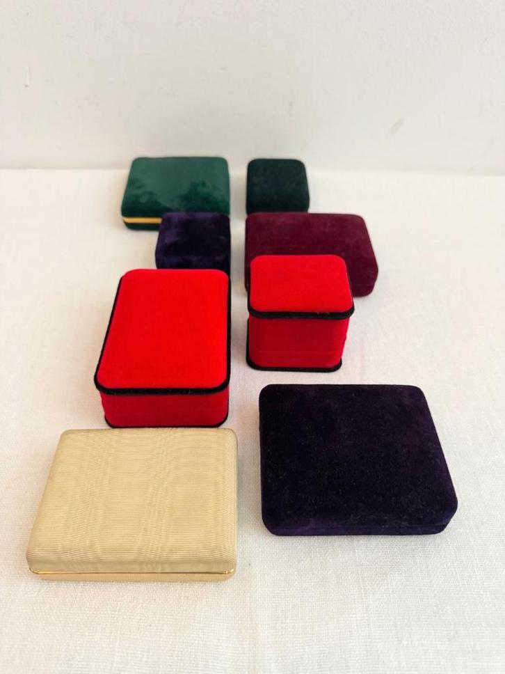 8 juwelen doosjes, Sieraden, Tassen en Uiterlijk, Beautycases, Zo goed als nieuw, Ophalen of Verzenden