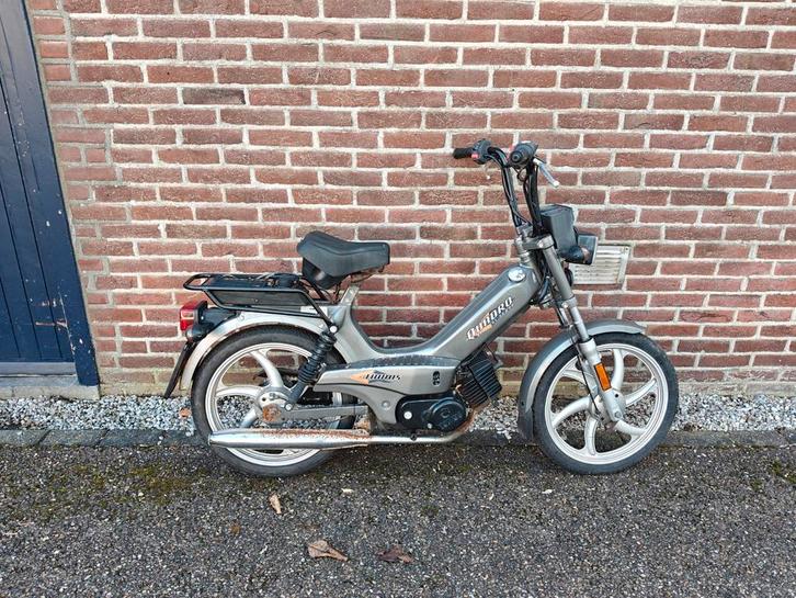 Tomos qaudro snor, Fietsen en Brommers, Brommers | Tomos, Gebruikt, Standard, Maximaal 25 km/u, Ophalen