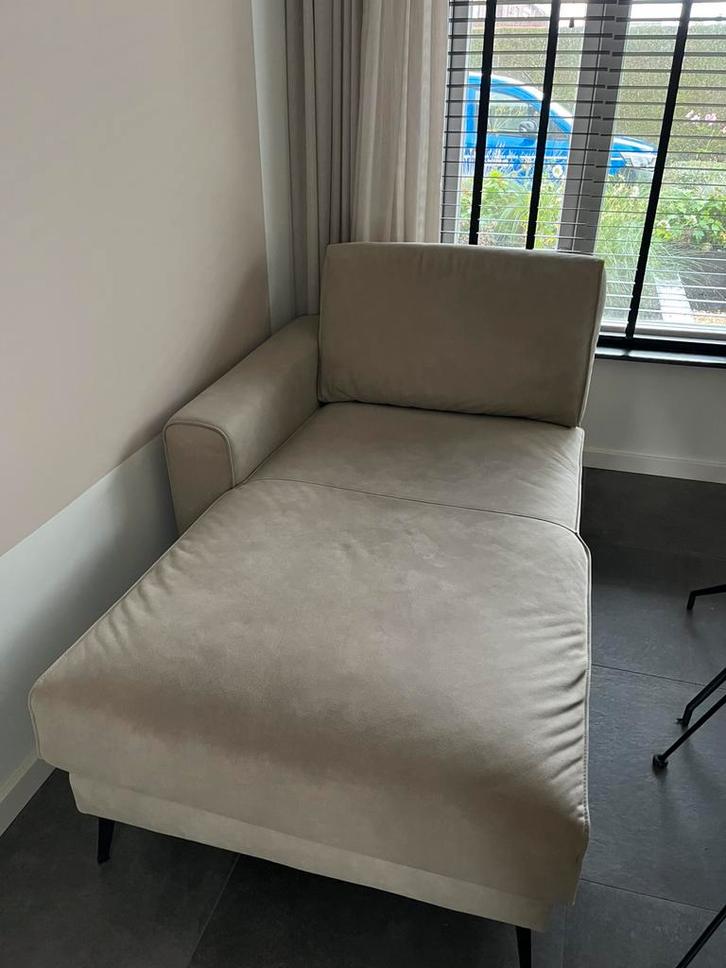 Longchair Linoza (pronto wonen), Huis en Inrichting, Banken | Sofa's en Chaises Longues, Gebruikt, Ophalen