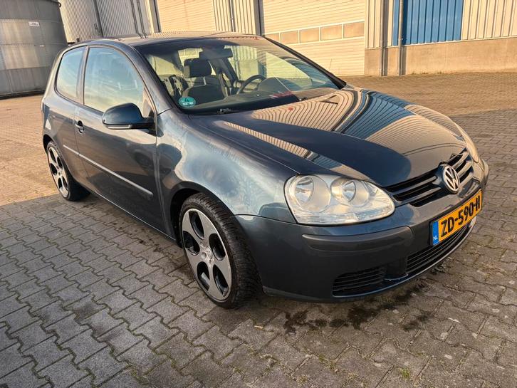 Volkswagen Golf 1.6 16V FSI 85KW 3D 2005 Blauw, Auto's, Volkswagen, Particulier, Golf, Benzine, B, Hatchback, Handgeschakeld, Geïmporteerd