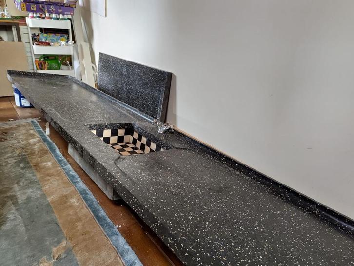 retro zwart wit terrazzo aanrechtblad, Huis en Inrichting, Keuken | Keukenelementen, Gebruikt, Minder dan 100 cm, 200 cm of meer