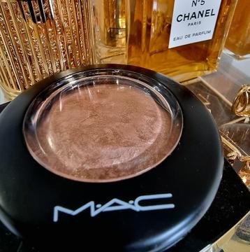 Originele MAC Mineralize Skinfinish beschikbaar voor biedingen