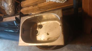 Rvs wasbakje,camper,mancave,kroeg,lekblad. beschikbaar voor biedingen