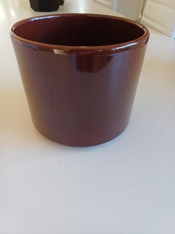 Vintage bruine ADCO bloempot beschikbaar voor biedingen