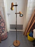 Twee vintage vloerlampen retro, Huis en Inrichting, Lampen | Vloerlampen, Ophalen, Zo goed als nieuw, Hout, Minder dan 100 cm