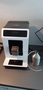 Krups Quattro Force EA89 automatische koffiemachine, 4 tot 10 kopjes, Afneembaar waterreservoir, Gebruikt, Ophalen of Verzenden