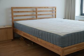 SAVE 60% — TARVA Bed Frame + VÅGSTRAND Mattress (160x200 cm) beschikbaar voor biedingen