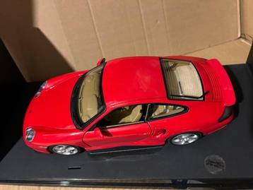 Porsche 996 Turbo Autoart 1/18 zeldzaam model beschikbaar voor biedingen