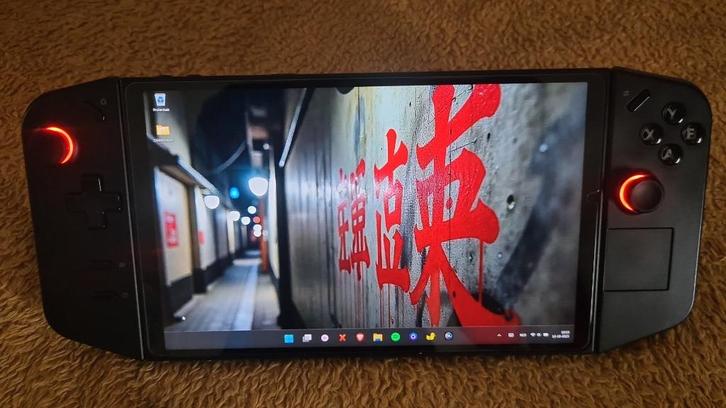 Lenovo legion go + veel accessoires MOET SNEL WEG!!!, Computers en Software, Desktop Pc's, Zo goed als nieuw, 3 tot 4 Ghz, SSD