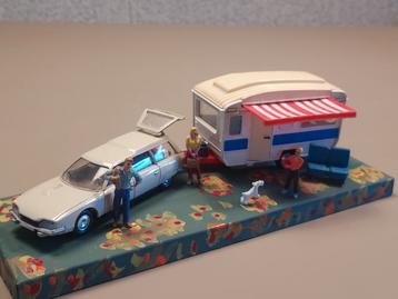 Citroën CX2400 break  op de camping 1:43  Solido  Corgi Toys beschikbaar voor biedingen