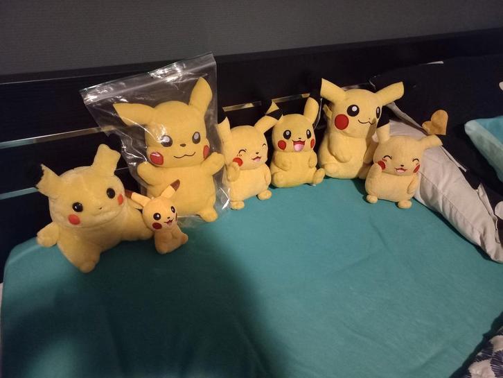 Pikachu pokemon knuffels, Kinderen en Baby's, Speelgoed | Knuffels en Pluche, Zo goed als nieuw, Overige typen, Ophalen of Verzenden